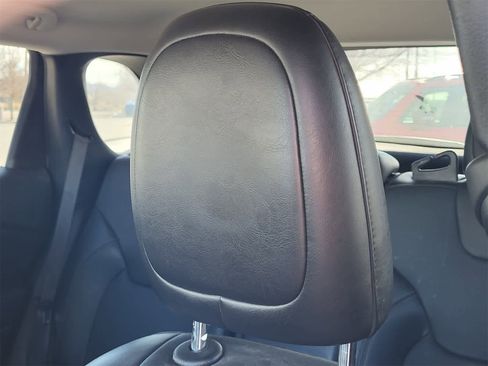 Used 2020 Jeep Cherokee Limited image 13