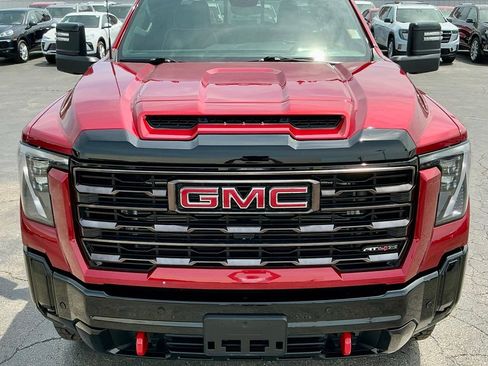 Used 2025 GMC Sierra 2500 AT4X AWD/4WD image 11