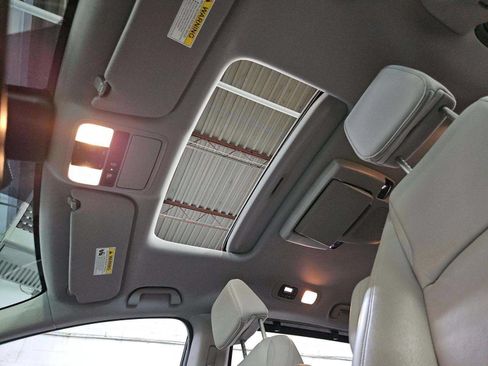 Used 2022 Honda Odyssey Touring image 9