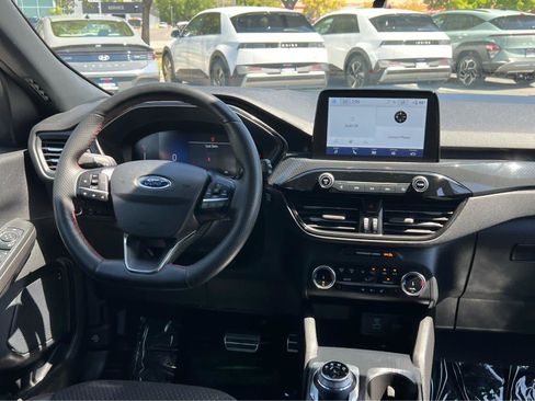 Used 2023 Ford Escape ST-Line AWD/4WD image 23