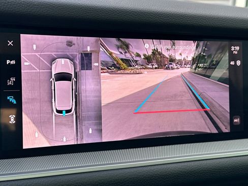 Used 2025 Porsche Cayenne image 20