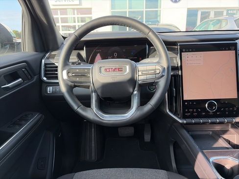 Used 2025 GMC Acadia Elevation image 14