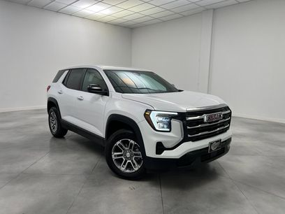 Used 2025 GMC Terrain Elevation