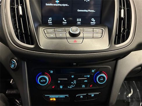 Used 2019 Ford Escape SEL image 19