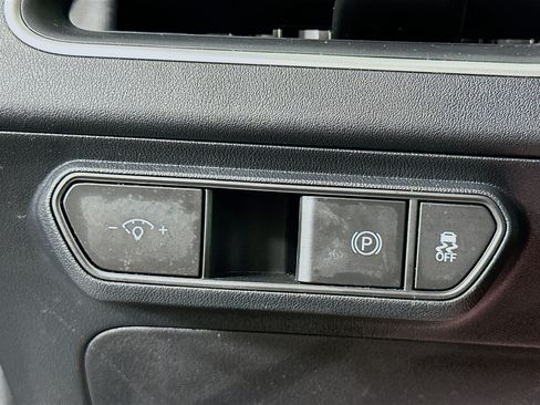 Used 2025 Kia K4 FWD image 17