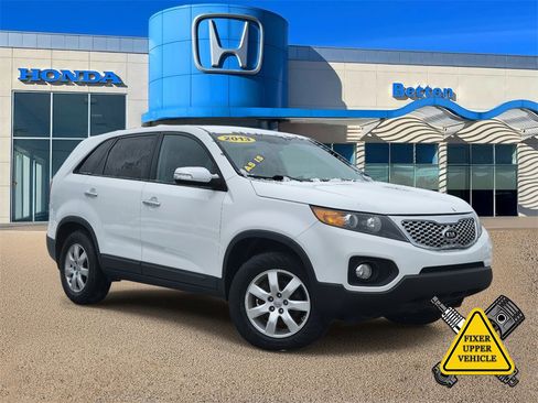 Used 2013 Kia Sorento LX w/ Value Pkg image 1