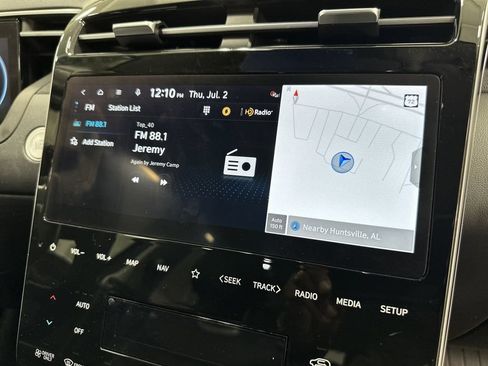 Certified 2024 Hyundai Tucson Limited AWD/4WD image 21