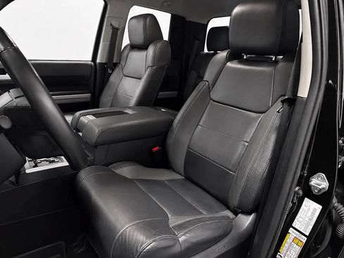 Used 2021 Toyota Tundra Limited w/ Limited Premium Package AWD/4WD image 12