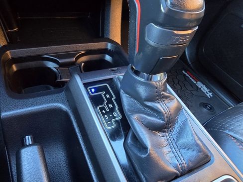 Certified 2022 Toyota Tacoma TRD Pro image 31