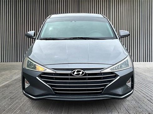 Used 2019 Hyundai Elantra SEL image 3