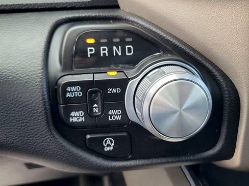 Used 2022 RAM 1500 Laramie AWD/4WD image 33