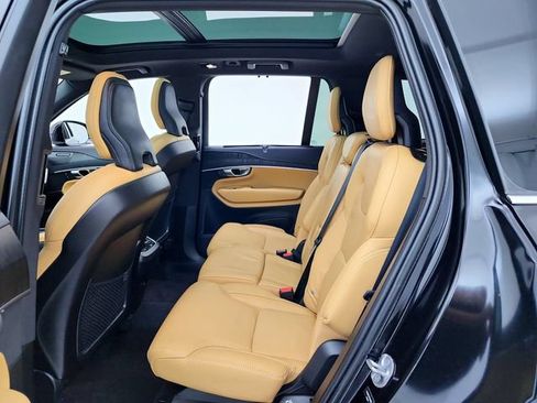 Used 2023 Volvo XC90 B6 Ultimate w/ Protection Package AWD/4WD image 26