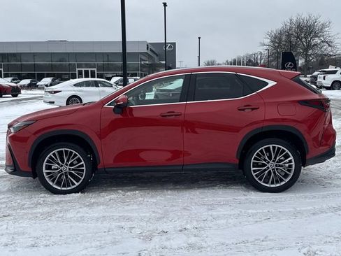 Certified 2025 Lexus NX 350 AWD w/ Accessory Package (2T) image 8