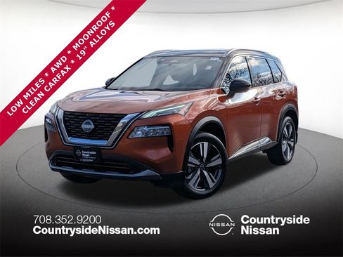 Used 2023 Nissan Rogue SL image 1