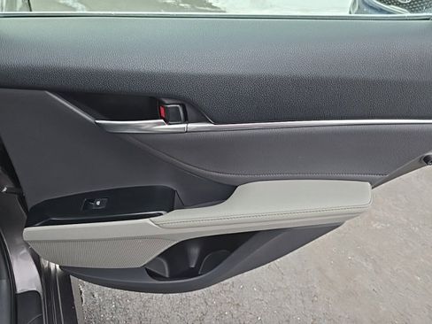 Used 2018 Toyota Camry XLE w/ Audio Package image 24