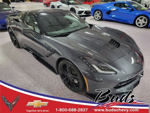 Used 2018 Chevrolet Corvette Stingray Coupe w/ Carbon Flash Badge Package image 1