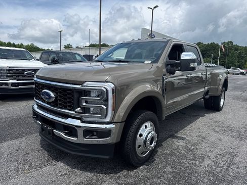 Used 2026 Ford F450 King Ranch w/ Chrome Package AWD/4WD image 3