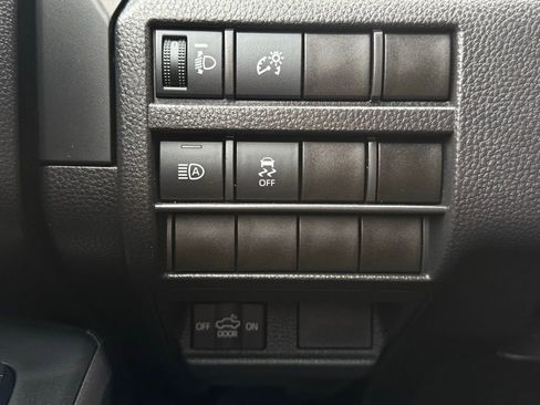 Used 2025 Toyota Tacoma SR image 24