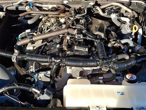 Used 2024 Toyota Tacoma TRD Off-Road image 27