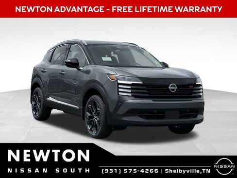 New 2025 Nissan Kicks SR w/ SR Premium Package image 1