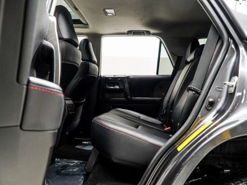 Used 2023 Toyota 4Runner TRD Off-Road Premium w/ Moonroof Package AWD/4WD image 40