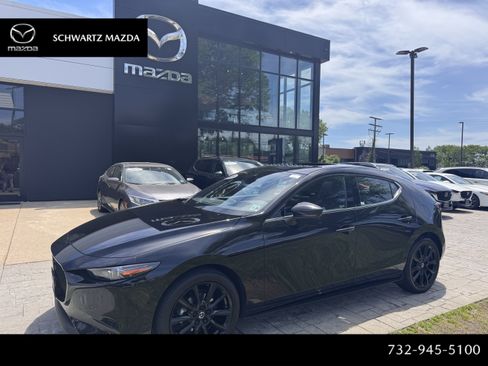 Used 2023 MAZDA MAZDA3 s FWD image 1