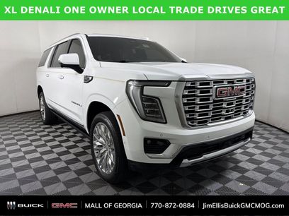 Used 2025 GMC Yukon XL Denali w/ Sun & Power Step Package
