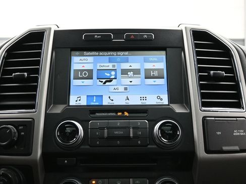 Used 2018 Ford F150 Lariat RWD image 35
