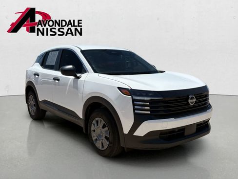 Certified 2025 Nissan Kicks S w/ Interior Electronics Package FWD image 7