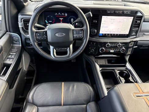Used 2024 Ford F350 Platinum image 6