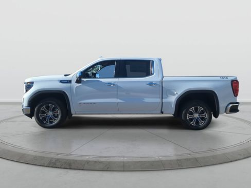New 2026 GMC Sierra 1500 SLT AWD/4WD image 5