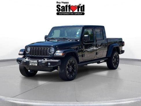 Used 2025 Jeep Gladiator Overland AWD/4WD image 1