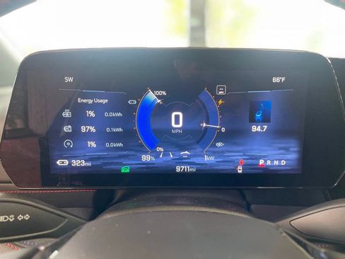Used 2024 Chevrolet Blazer EV RS RWD image 26