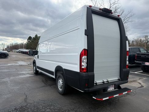 Used 2024 RAM ProMaster 3500 w/ Delivery Van Package FWD image 7