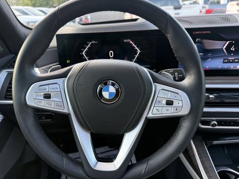 Used 2024 BMW X7 xDrive40i AWD/4WD image 26