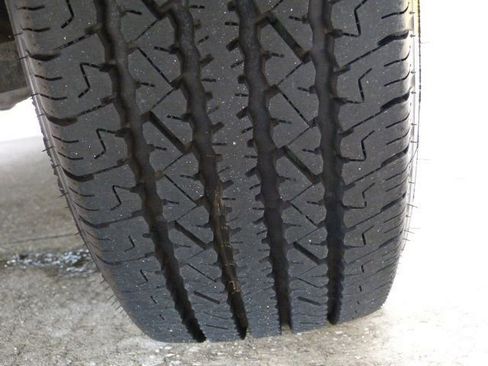 Used 2023 Chevrolet Express 2500 w/ Driver Convenience Package image 35