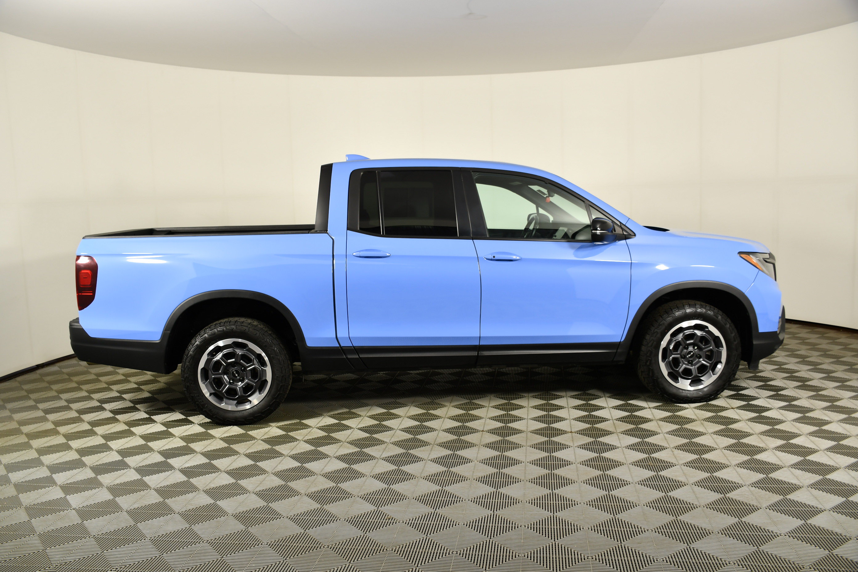 Certified 2024 Honda Ridgeline TrailSport image 5