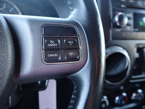 Used 2016 Jeep Wrangler Unlimited Sport image 6