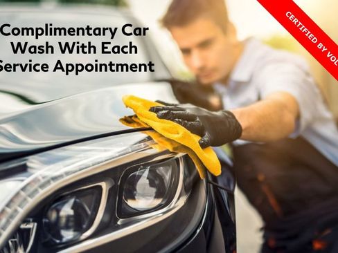 Certified 2023 Volvo XC90 B6 Plus image 35