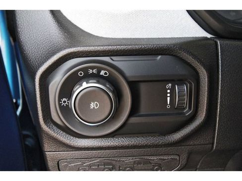 Used 2024 Jeep Wrangler Sport AWD/4WD image 20