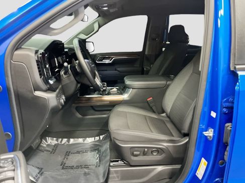 Used 2025 Chevrolet Silverado 1500 RST AWD/4WD image 22