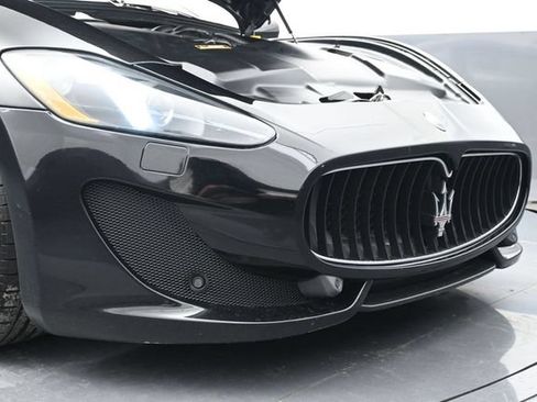 Used 2017 Maserati GranTurismo Sport RWD image 31