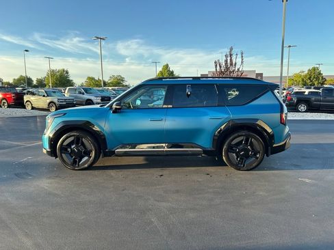 Certified 2024 Kia EV9 GT-Line AWD/4WD image 10