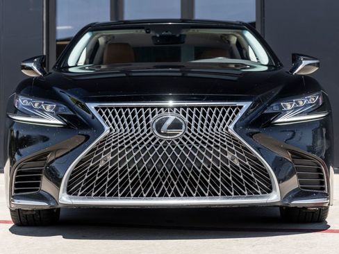 Used 2019 Lexus LS 500 500 Base w/ Accessory Package (Z2) image 4