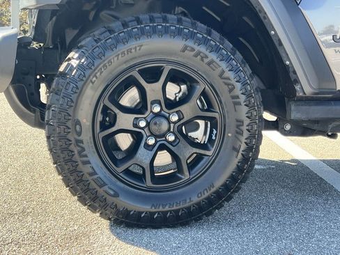 Used 2021 Jeep Wrangler Unlimited Sport image 11