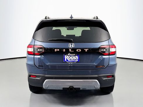 New 2026 Honda Pilot TrailSport image 6