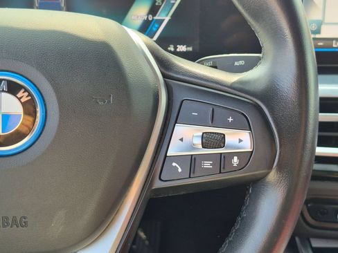 Used 2023 BMW i4 eDrive35 w/ Parking Assistance Package RWD image 34