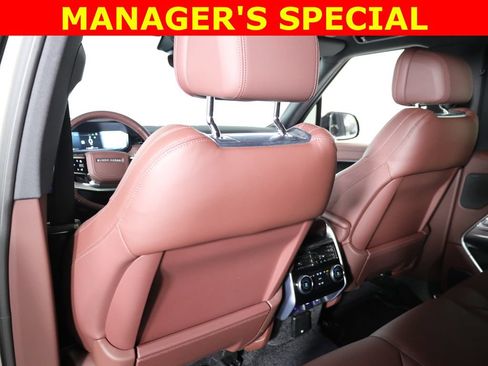 Used 2025 Land Rover Range Rover SE AWD/4WD image 42