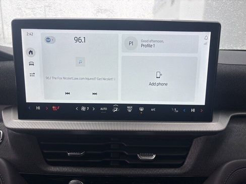 Used 2025 Ford Explorer Platinum w/ Ultimate Package image 13