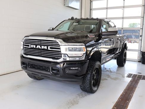 Used 2022 RAM 2500 Laramie AWD/4WD image 6